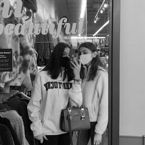 Meet your Posher, Daniela